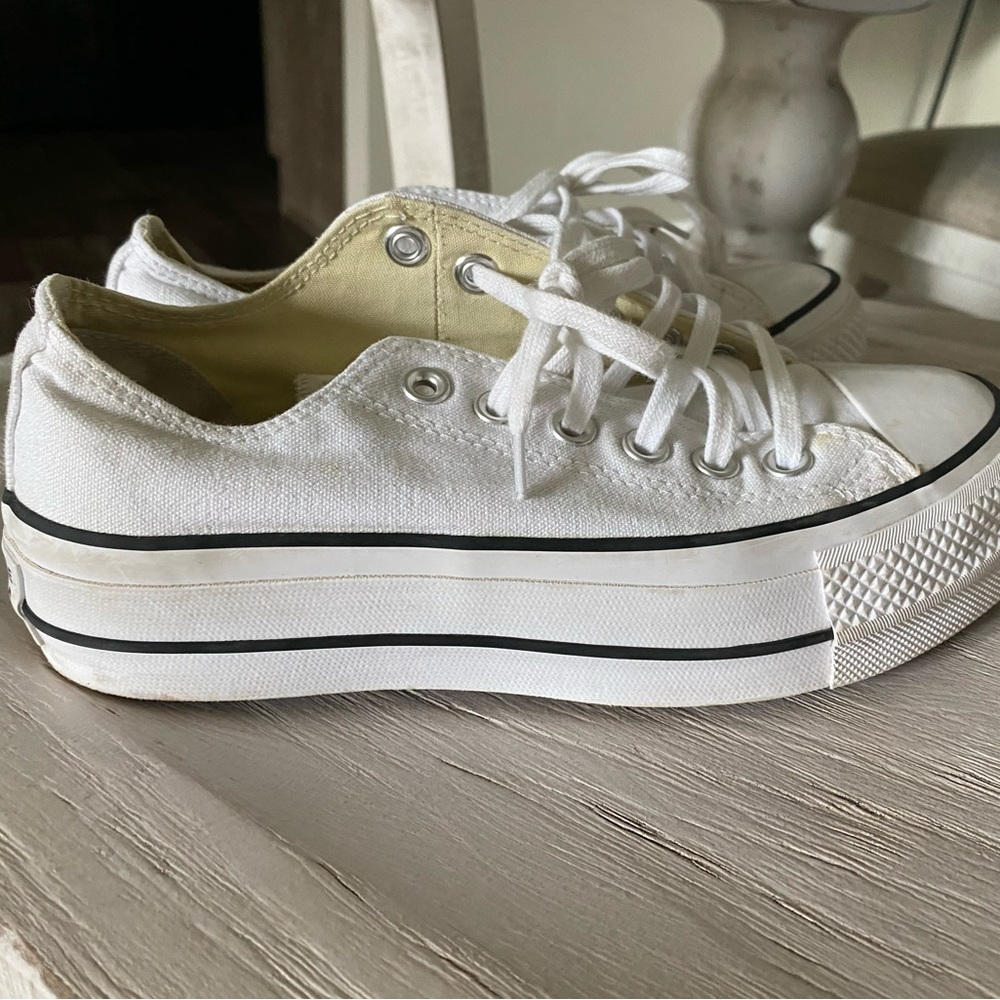 Platform white Converse